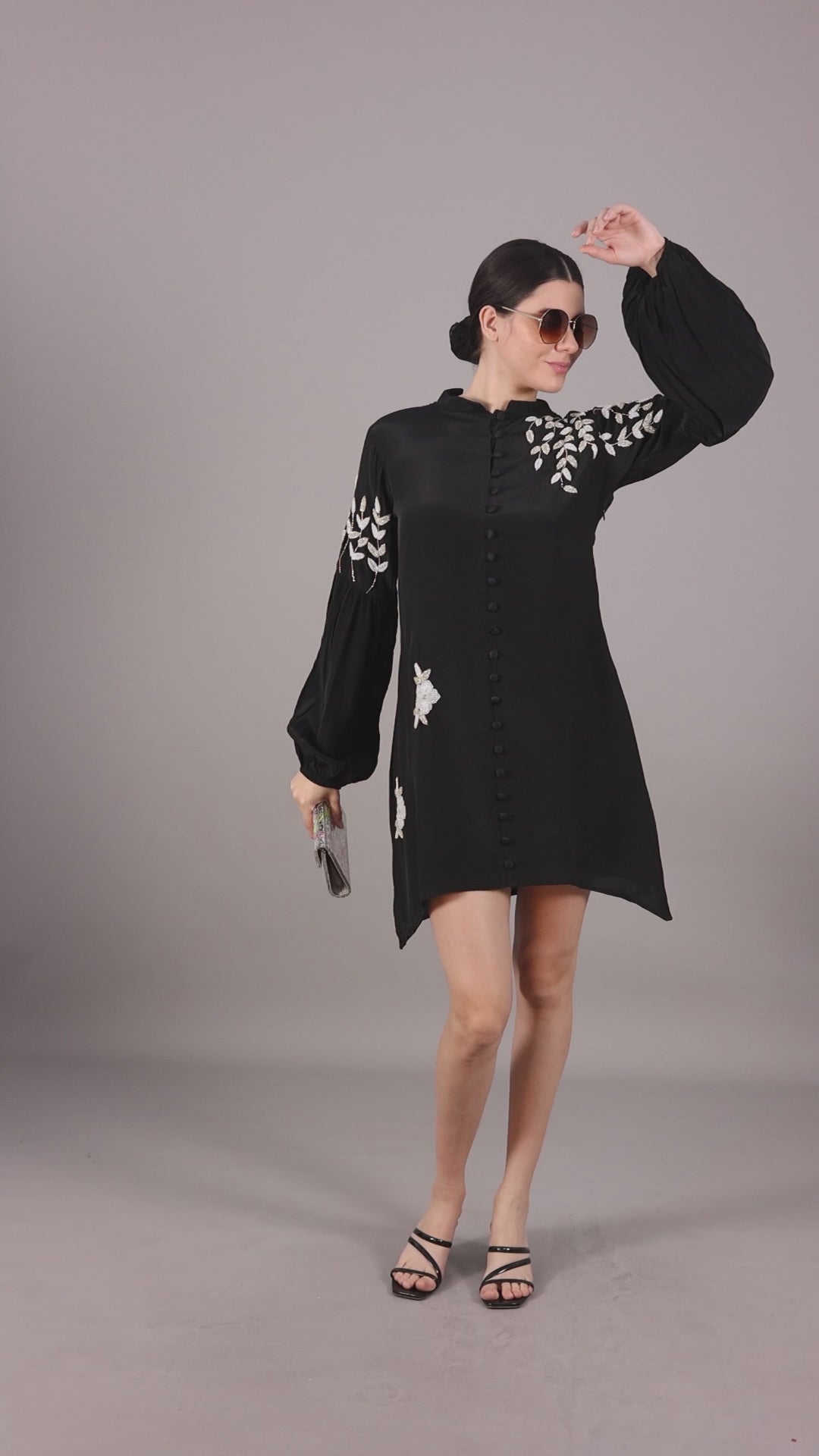 Eclipse Noir – The Timeless Black Dress.